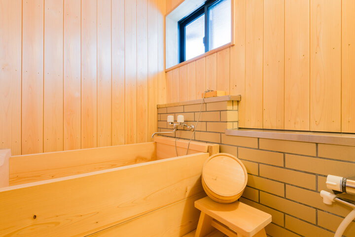 Japanese-style bath